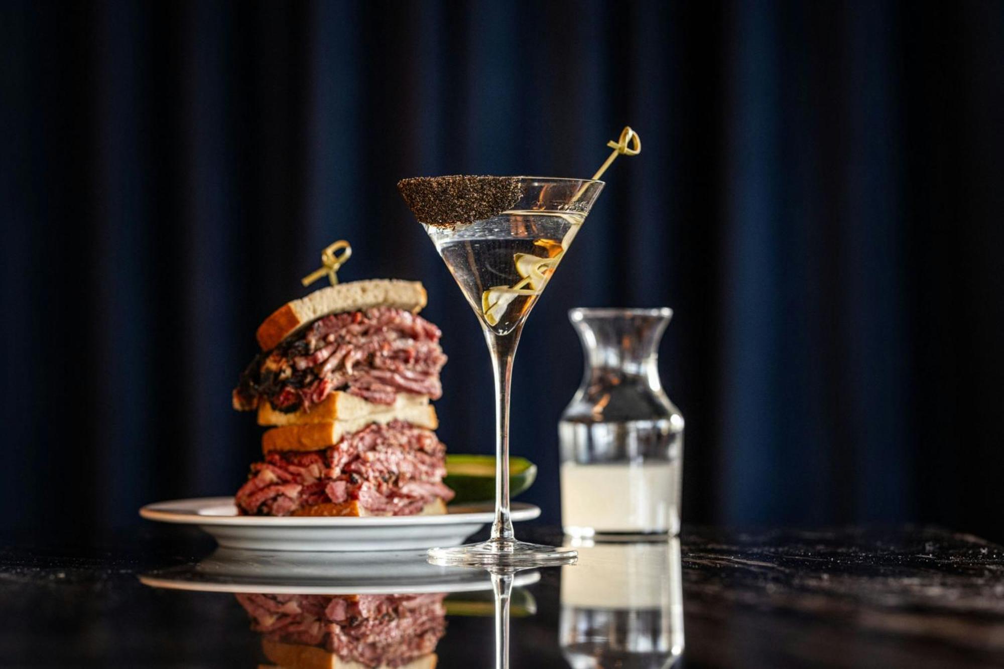 Hotel New York Marriott Marquis Esterno foto A dry martini